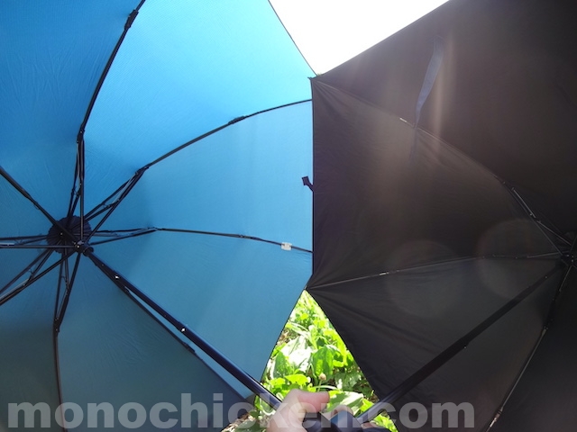 比較：モンベルの日傘【トラベルサンブロックアンブレラ】と、ULトレッキングアンブレラを夏の炎天下で比べてみた　画像